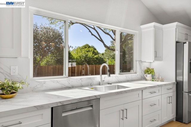 3161 Plymouth Road, Lafayette, CA 94549