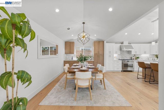 3161 Plymouth Road, Lafayette, CA 94549