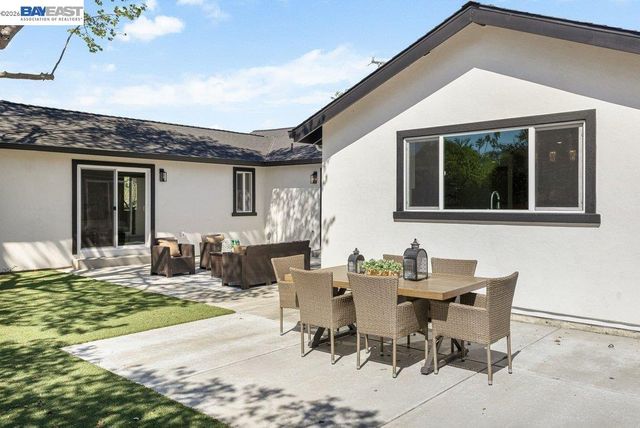 3161 Plymouth Road, Lafayette, CA 94549