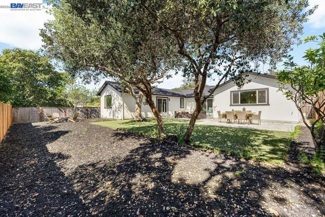 3161 Plymouth Road, Lafayette, CA 94549
