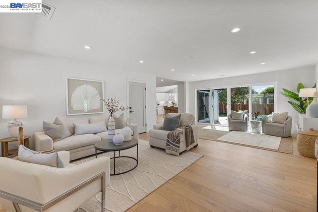 3161 Plymouth Road, Lafayette, CA 94549