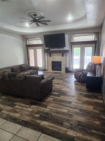 928 County Street 2932, Tuttle, OK 73089