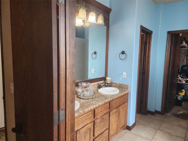 928 County Street 2932, Tuttle, OK 73089
