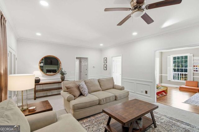 2031 Cliff Side Court SE, Smyrna, GA 30080
