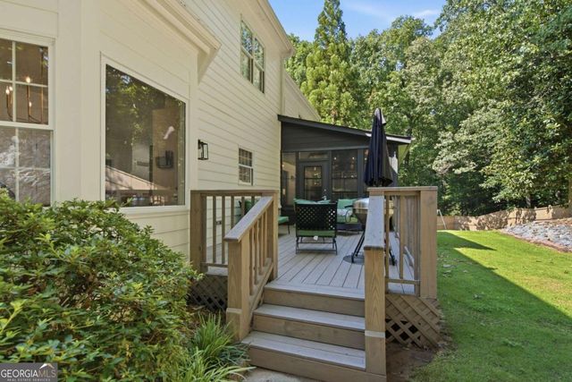 2031 Cliff Side Court SE, Smyrna, GA 30080
