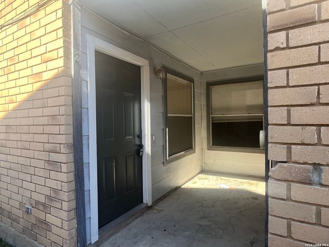 5523 Lochmoor Apt 2, San Antonio, TX 78244