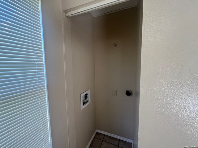 5523 Lochmoor Apt 2, San Antonio, TX 78244