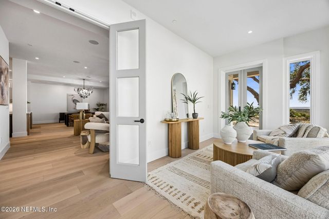 5073 FIRST COAST Highway 302D, Fernandina Beach, FL 32034