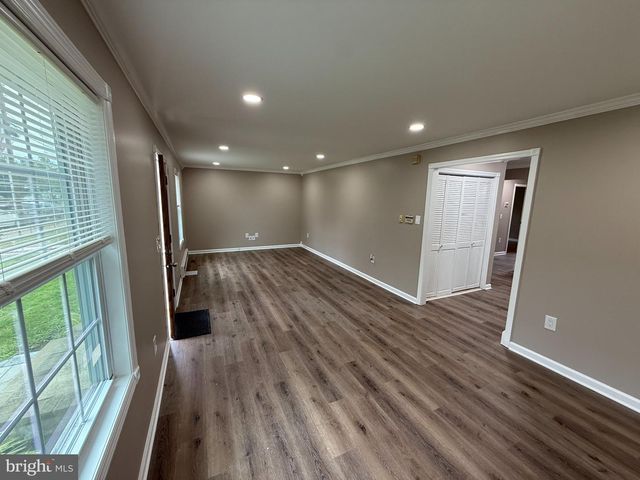 222 SAMDIN BLVD, Hamilton, NJ 08610