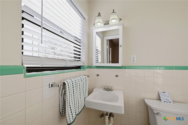 2313 Post Oak Avenue, Copperas Cove, TX 76522