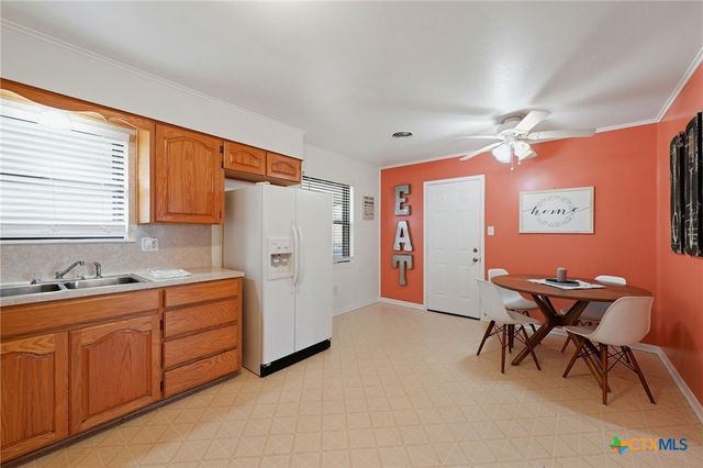 2313 Post Oak Avenue, Copperas Cove, TX 76522