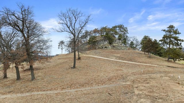 W7676 Castle Mound ROAD, Holmen, WI 54636