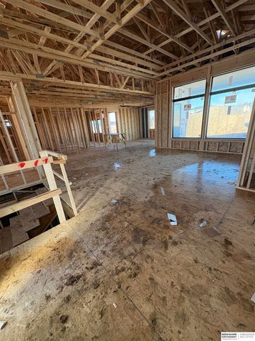 18304 Acorn Drive, Gretna, NE 68028