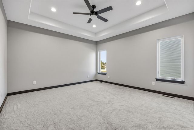 3988 Peridot Dr, Marion, IA 52302