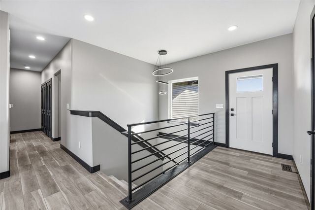 3988 Peridot Dr, Marion, IA 52302