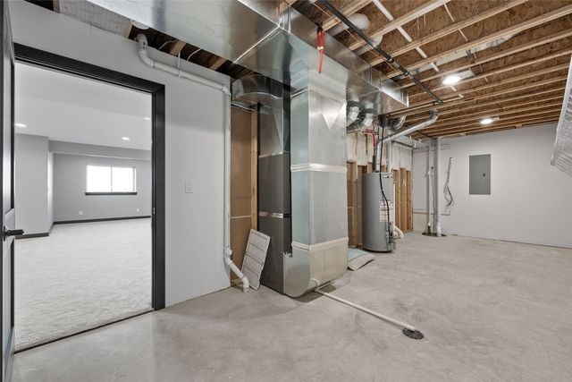 3988 Peridot Dr, Marion, IA 52302