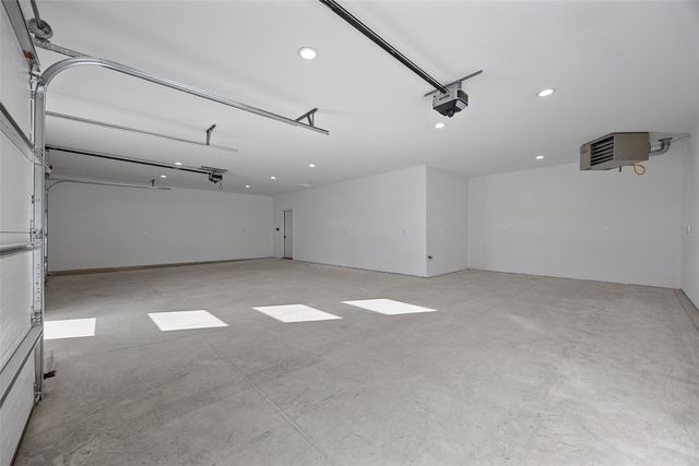 3988 Peridot Dr, Marion, IA 52302