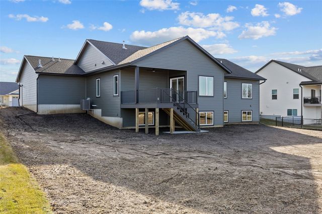 3988 Peridot Dr, Marion, IA 52302