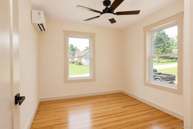 33 County Highway 17, Thompson Ridge, NY 10985