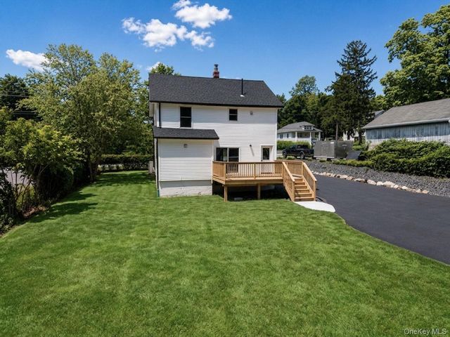 33 County Highway 17, Thompson Ridge, NY 10985