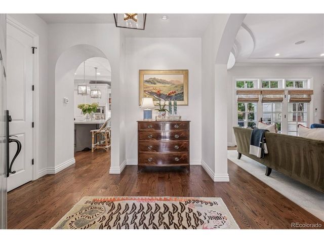 1124 S High St, Denver, CO 80210