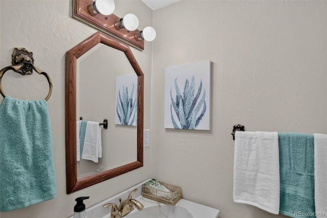 2743 S Saulsbury Street, Denver, CO 80227