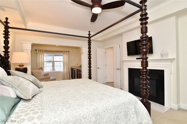 17581 Gates Landing Drive, Chagrin Falls, OH 44023