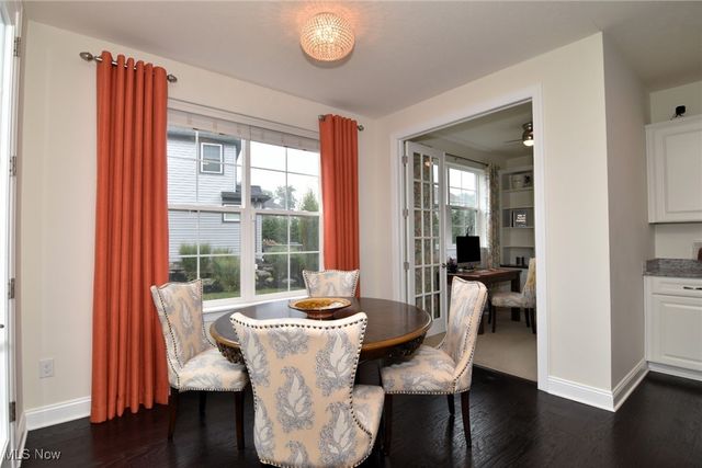 17581 Gates Landing Drive, Chagrin Falls, OH 44023