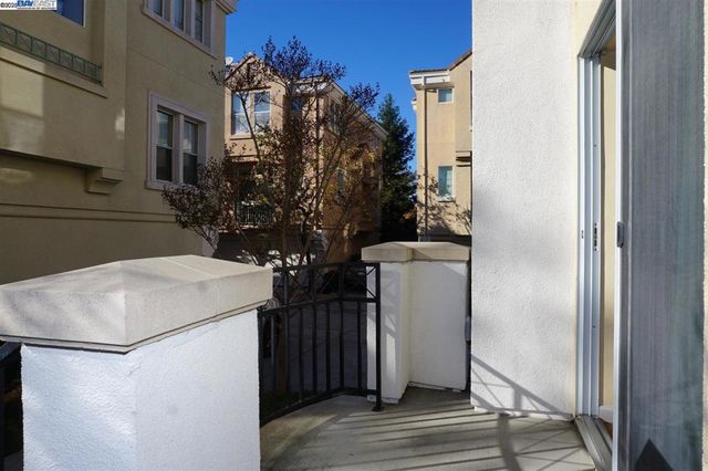 178 STOCKWELL DR, Mountain View, CA 94043