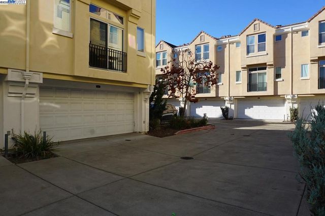 178 STOCKWELL DR, Mountain View, CA 94043