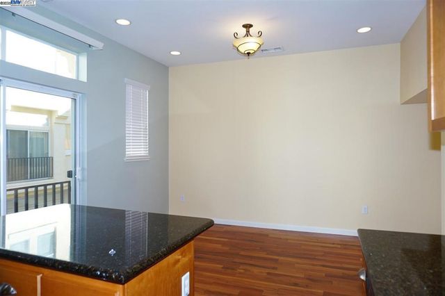 178 STOCKWELL DR, Mountain View, CA 94043