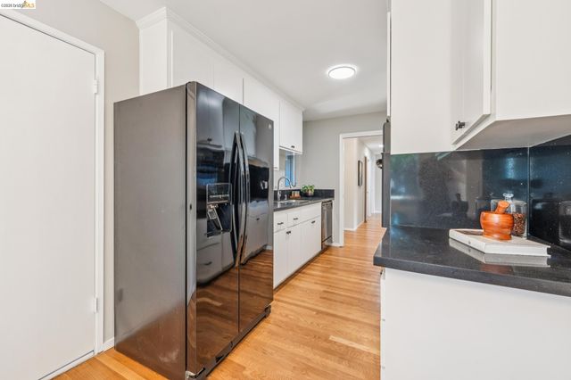 2751 Perlita Ct, Hayward, CA 94541