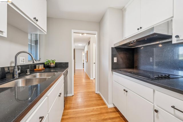 2751 Perlita Ct, Hayward, CA 94541