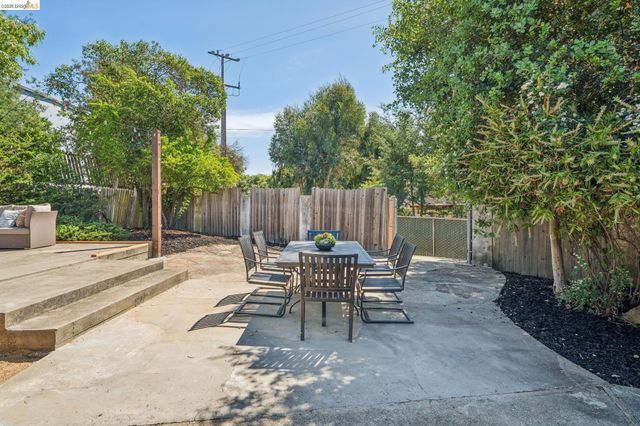 2751 Perlita Ct, Hayward, CA 94541