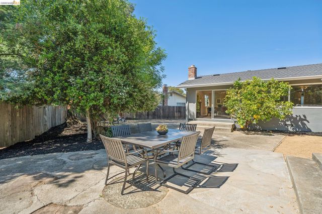 2751 Perlita Ct, Hayward, CA 94541