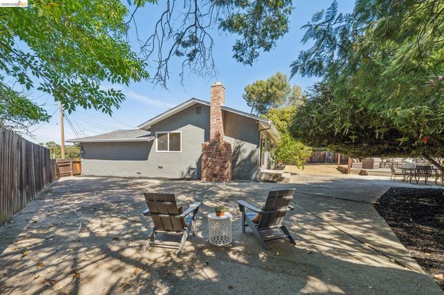 2751 Perlita Ct, Hayward, CA 94541