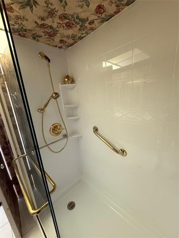 10442 Sunrise Lakes Boulevard 303, Sunrise, FL 33322