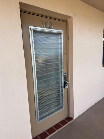 10442 Sunrise Lakes Boulevard 303, Sunrise, FL 33322