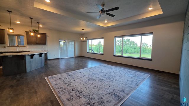 3924 S Faith Ave Avenue, Sioux Falls, SD 57110