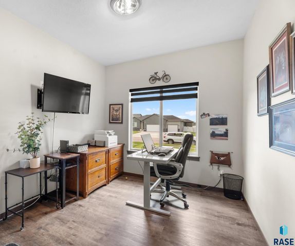 3924 S Faith Ave Avenue, Sioux Falls, SD 57110