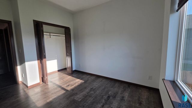 3924 S Faith Ave Avenue, Sioux Falls, SD 57110