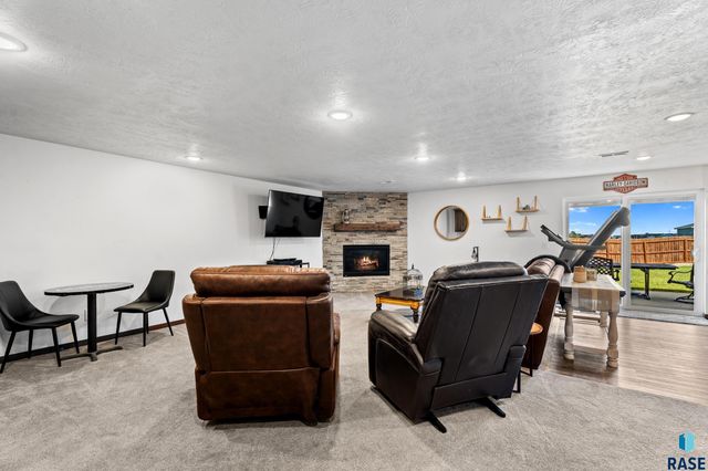 3924 S Faith Ave Avenue, Sioux Falls, SD 57110