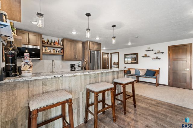 3924 S Faith Ave Avenue, Sioux Falls, SD 57110