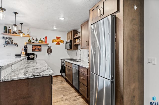 3924 S Faith Ave Avenue, Sioux Falls, SD 57110