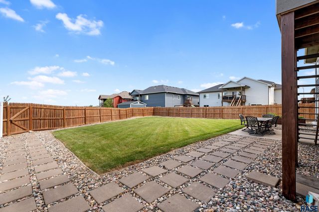 3924 S Faith Ave Avenue, Sioux Falls, SD 57110