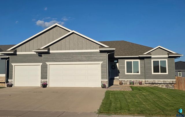 3924 S Faith Ave Avenue, Sioux Falls, SD 57110