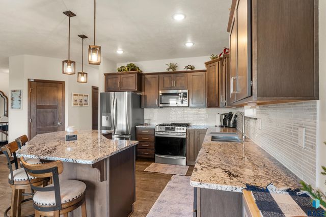 3924 S Faith Ave Avenue, Sioux Falls, SD 57110