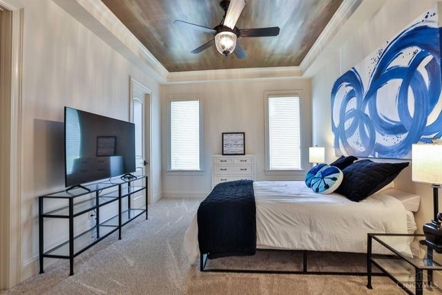 25 Vintage Walk, Montgomery, OH 45249