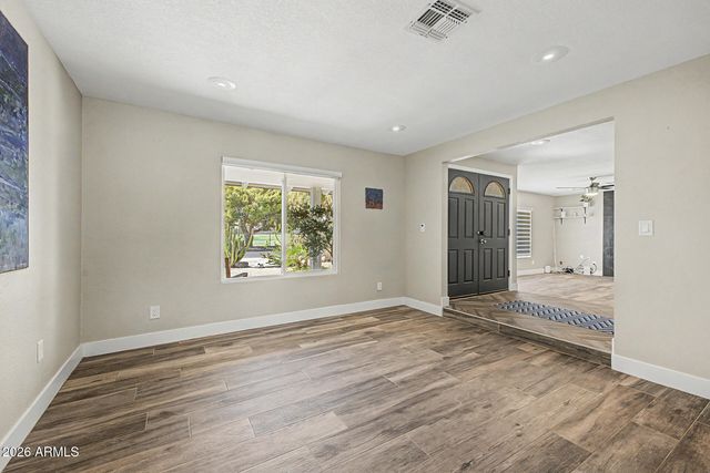 5017 E ACOMA Drive, Scottsdale, AZ 85254