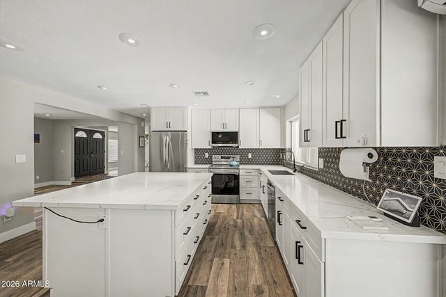 5017 E ACOMA Drive, Scottsdale, AZ 85254
